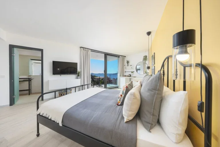 Deluxe Double w. Sea View - Payava Hotel Kalkan (photo 3)