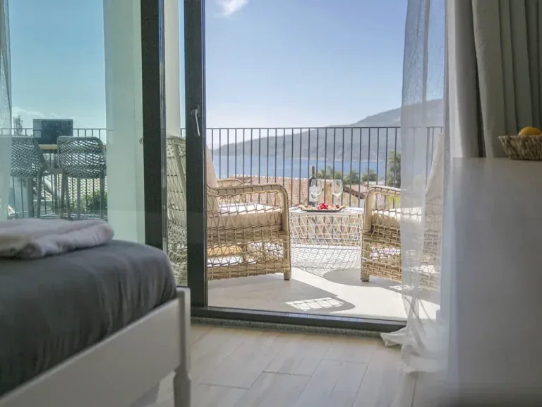 Superior Double w. Sea View - Payava Hotel Kalkan (photo 9)